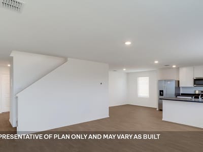 Property photo 3 at 204 Childress ST - 5 bed 2 bath home