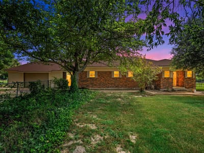 Photo 2 of 40 at 204 Christopher DR - 3 bed 2 bath home