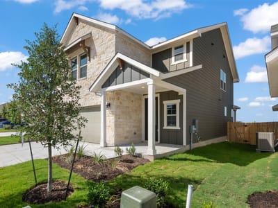 Property photo 2 at 204 Clover BND - 5 bed 3 bath home