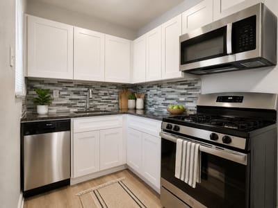 Property photo 3 at 204 E 30th ST Unit #101 - 1 bed 1 bath home