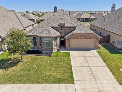 Living area at 204 Miracle Rose Way - 4 bed 2 bath home