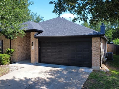 Kitchen at 204 Newport Landing PL - 3 bed 2 bath home