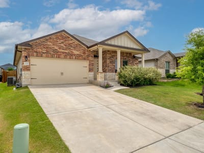 Kitchen at 204 Taggart TRL - 4 bed 2 bath home