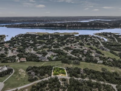 Living area at 20415 Earhart LN - Highland Lake Estates Sec 13 A, Lago Vista, TX