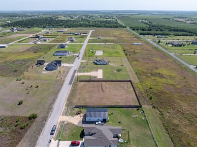 Property photo 5 at 205 Desperado LOOP - Twin Creeks Sub, Del Valle, TX