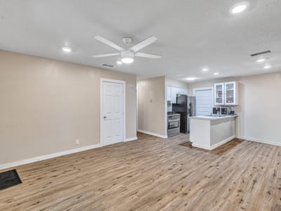Primary bedroom at 205 Liverpool Dr - Greenwood Hills Sec 05, Austin, TX