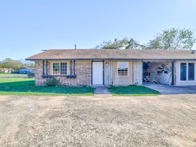 Property photo 2 at 205 Liverpool DR - Greenwood Hills Sec 05, Austin, TX