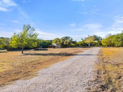 Living area at 205  Mesquite Trl - 1 bed 1 bath home