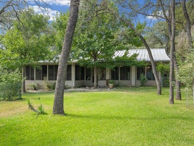 Photo 4 of 40 at 206 Buoy DR - 3 bed 3 bath home