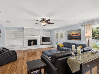 Property photo 4 at 206 Corder LN - 3 bed 2 bath home