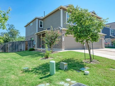 Property photo 4 at 206 George Neggan LN - 3 bed 2 bath home