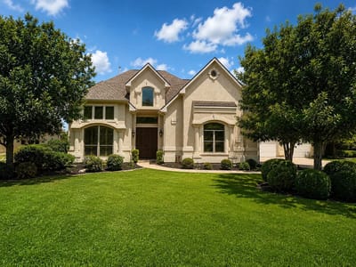 Property photo 3 at 206 Varco DR - 5 bed 3 bath home