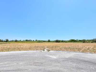Property photo 2 at 2062 Botts DR - Mill Crk Mdws Ph Iii, Salado, TX