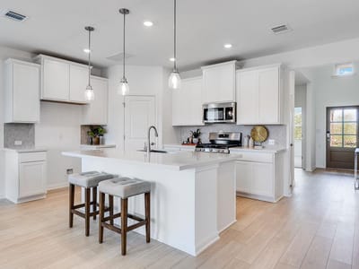 Property photo 2 at 207 Crumpton WAY - 5 bed 3 bath home