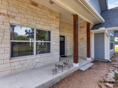 Kitchen at 207 Deer Ridge DR - 3 bed 2 bath home