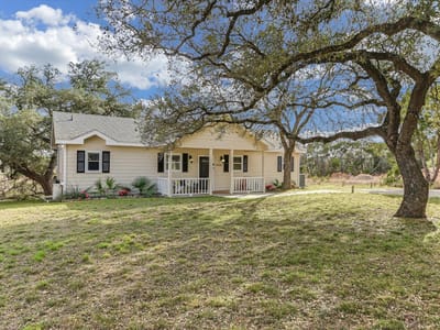 Kitchen at 207 River Oaks DR - 2 bed 2 bath home