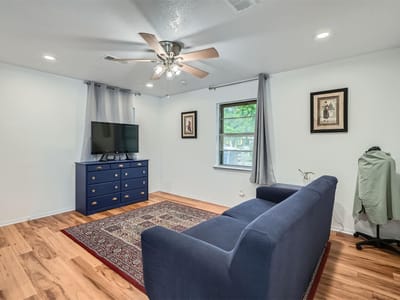 Living area at 207 Rowland Dr - 3 bed 1 bath home