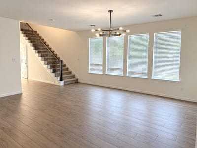 Photo 3 of 30 at 208 Dycus BND - 4 bed 3 bath home