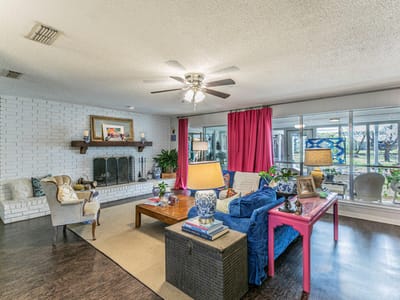 Kitchen at 208 Highland Oaks DR - 4 bed 3 bath home