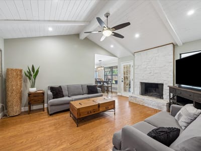 Property photo 2 at 208 Maple DR - 3 bed 2 bath home