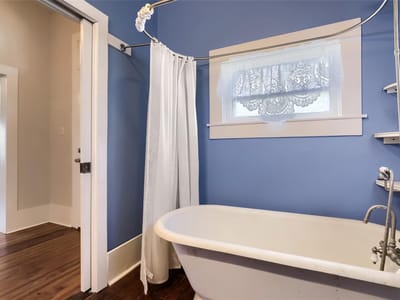Primary bedroom at 208 N Avenue B - 3 bed 2 bath home