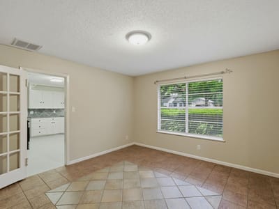 Property photo 4 at 208 N Cedar ST - 3 bed 2 bath home