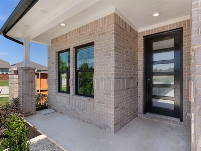 Property photo 2 at 208 Ridgewell LOOP - 4 bed 3 bath home