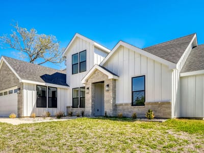Property photo 2 at 208 Ulupau CIR - 4 bed 3 bath home