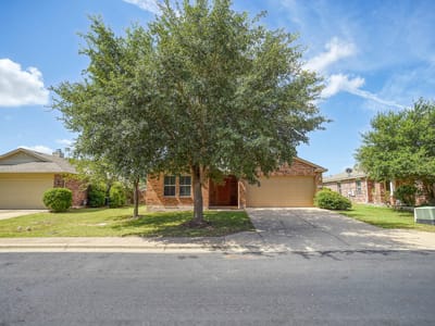 Property photo 3 at 208 Wild Cat DR - 3 bed 2 bath home