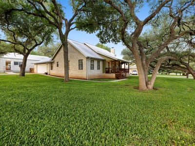 Primary bedroom at 208 Willet DR - 4 bed 2 bath home