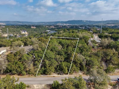Property photo 4 at 20812 Fawn Ridge DR - LAGO VISTA SEC 03 PH 01, Lago Vista, TX
