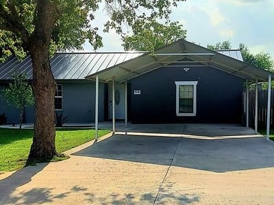 Property photo 2 at 209 Green Pasture - 4 bed 2 bath home