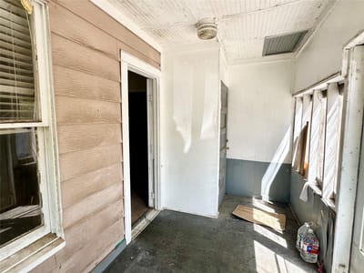 Bathroom at 209 Old Thorndale RD - 3 bed 1 bath home