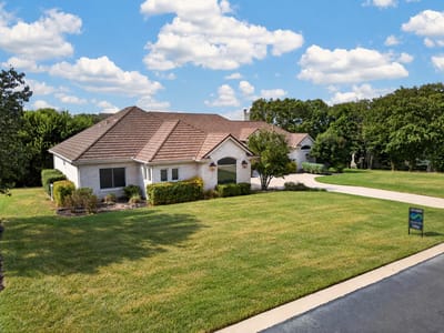 Photo 4 of 40 at 209 Overlook CT - 4 bed 3 bath home