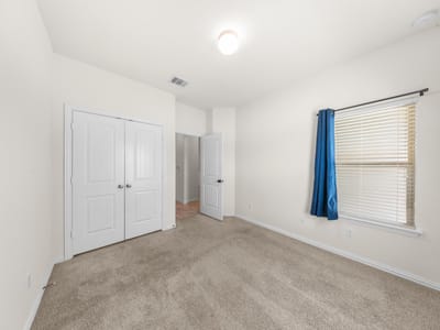 Primary bedroom at 209 Shale CIR - 5 bed 3 bath home