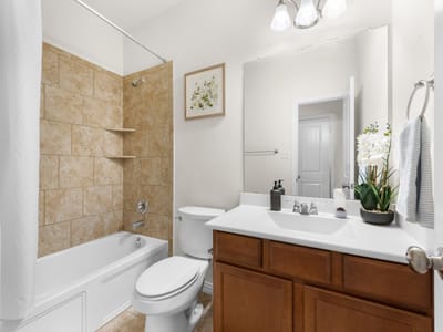 Bathroom at 209 Shale CIR - 5 bed 3 bath home