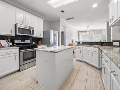 Kitchen at 20905 Derby Day Ave - 4 bed 2 bath home