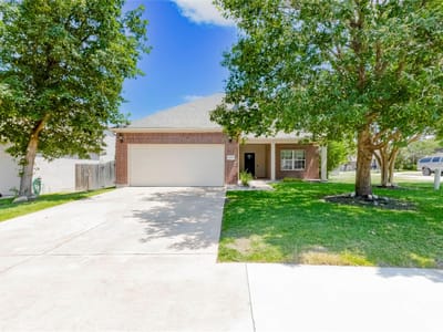 Living area at 20913 Mandrake DR - 4 bed 2 bath home