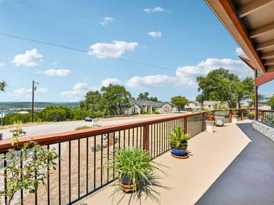 Property photo 3 at 20923 Oak Dale DR - 4 bed 3 bath home