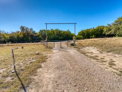 Primary bedroom at 20949 Firefly Rd - J T Steelman Surv A-746, Salado, TX