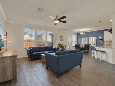 Living area at 2095 Shire Mdws - 3 bed 2 bath home