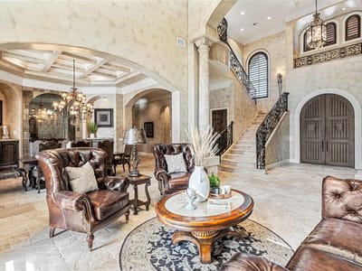 Photo 5 of 40 at 210 Costa Bella DR - 5 bed 5 bath home