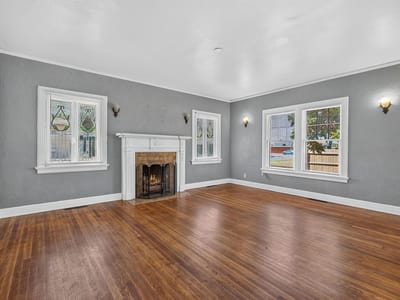 Property photo 3 at 210 E Cedar ST - 2 bed 1 bath home