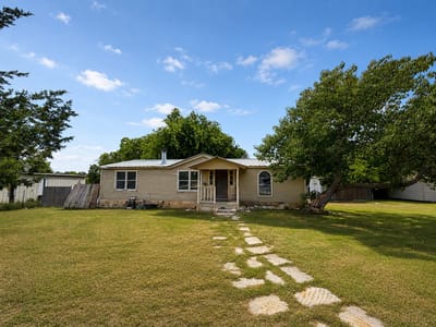 Primary bedroom at 210 Jennifer LN - South San Gabriel Ranches, Leander, TX