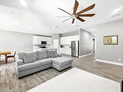 Property photo 4 at 210 Tahitian Drive - 3 bed 2 bath home