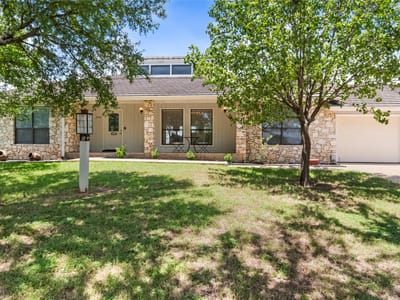 Living area at 210 Teeoff Unit #B - Horseshoe Bay Proper, Horseshoe Bay, TX