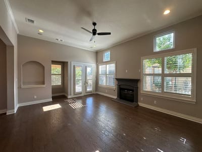 Property photo 2 at 210 Versilia CIR - 2 bed 2 bath home