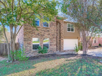 Living area at 2100 Coachlamp Dr - 4 bed 2 bath home
