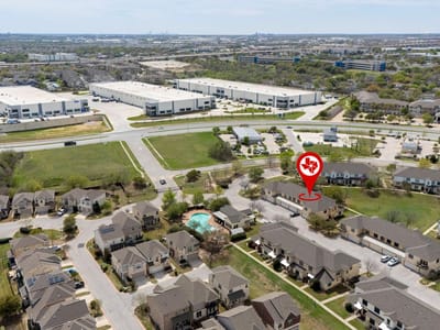 Living area at 2101 Town Centre DR Unit #2006 - 2 bed 2 bath home