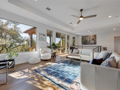 Living area at 21013 Nimitz Ave - 3 bed 2 bath home